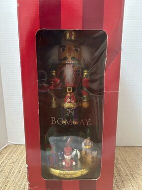 2005 Bombay Company Christmas Toy Soldier Musical Nutcracker. Never Used. HTF